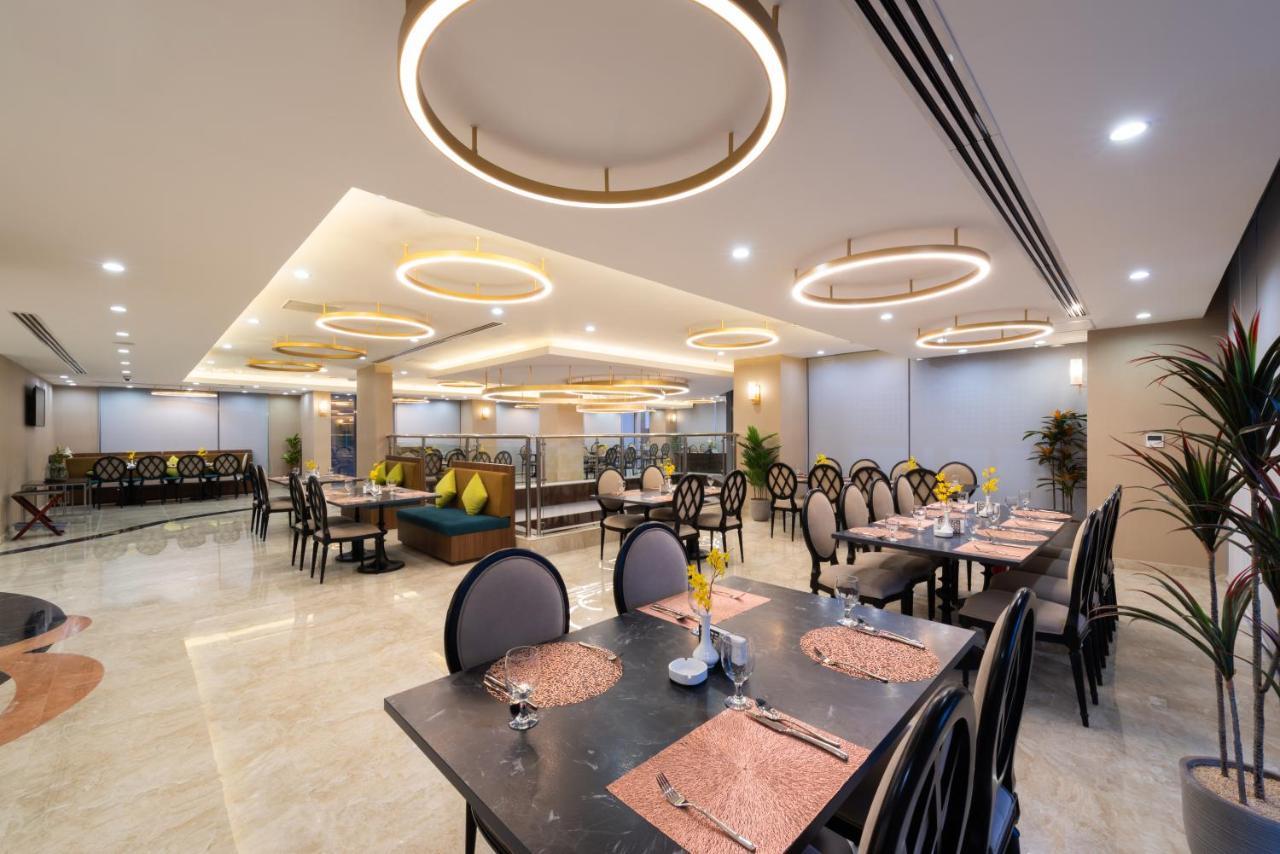 Warwick Riyadh Al Wezarat Extérieur photo
